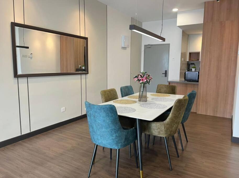 Attractive 3 Bedroom Condo With Pool-D Raudhah Homestay Kajang Eksteriør billede
