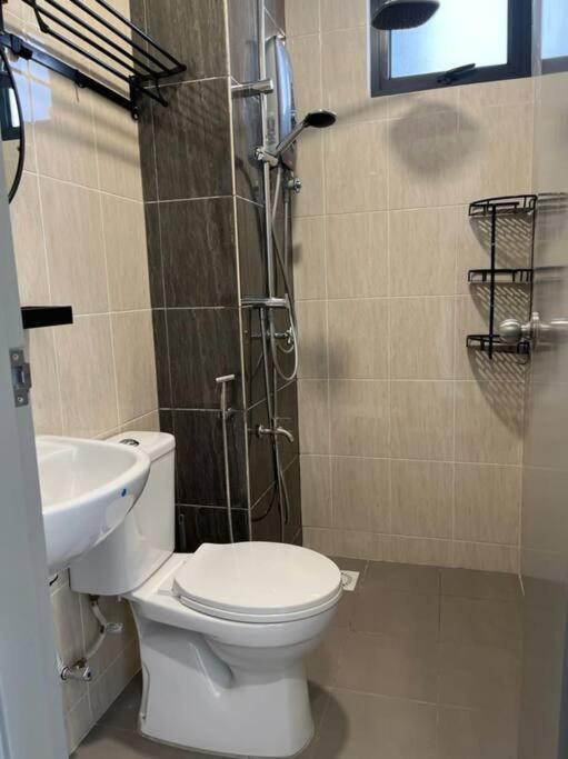 Attractive 3 Bedroom Condo With Pool-D Raudhah Homestay Kajang Eksteriør billede
